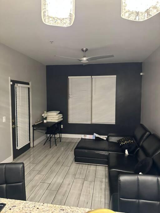 Welcome To The Auc Modern Unit Apartment Атланта Екстериор снимка